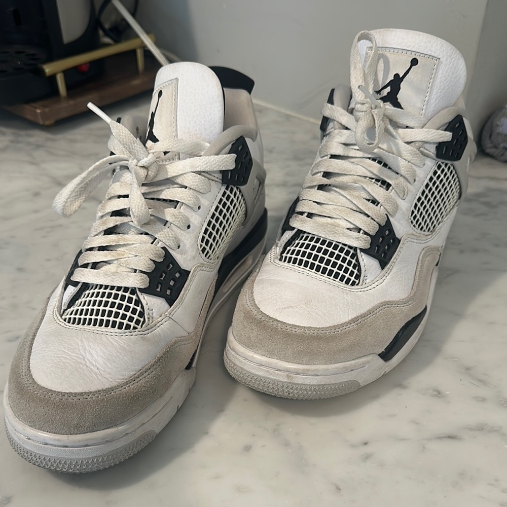 Nike Air Jordan Retro 4 “Military Black” Sz 8.5